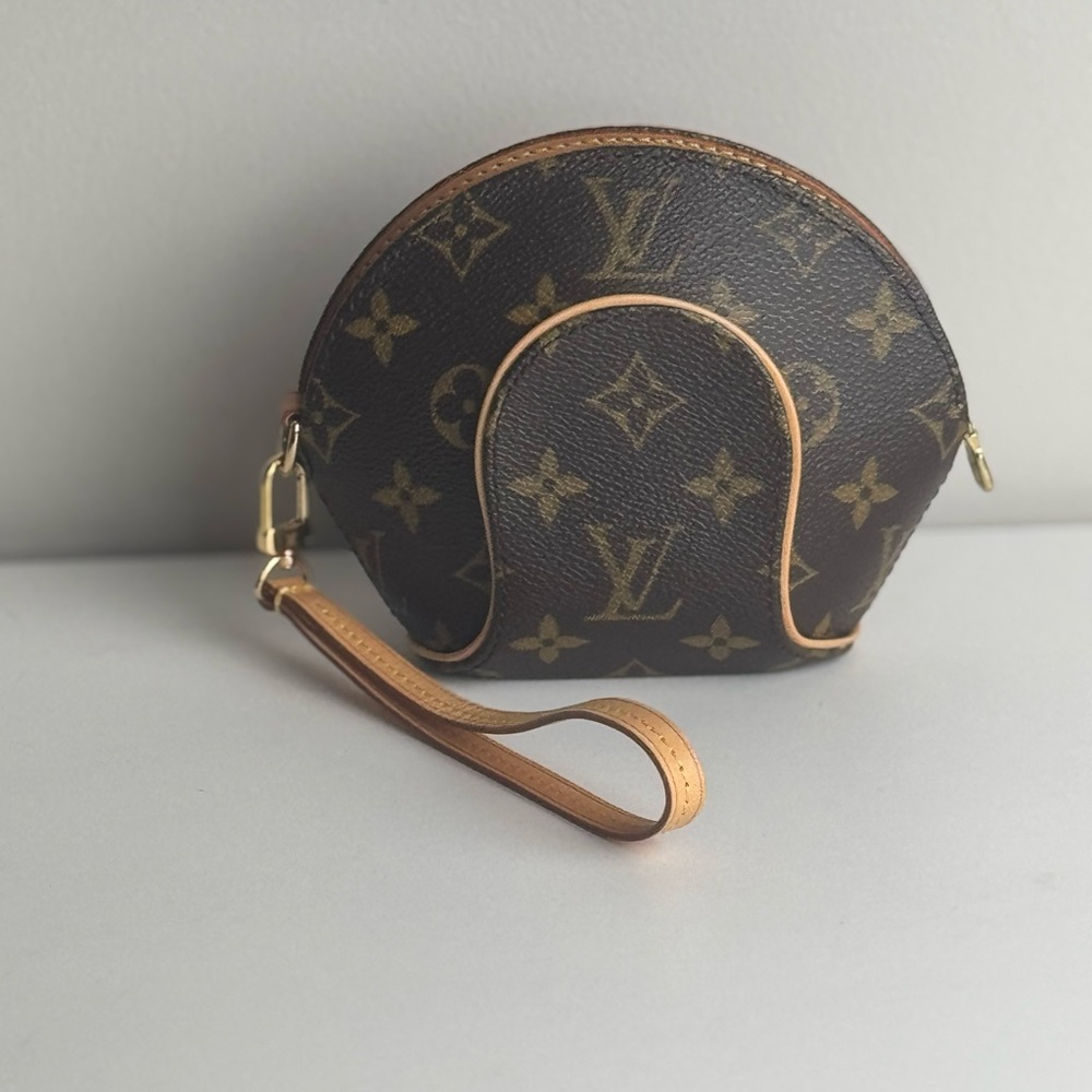 Louis Vuitton Mini Elipse Monogram